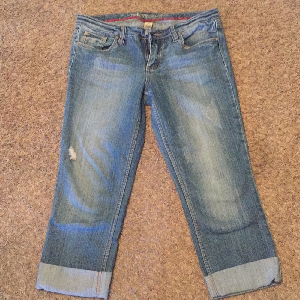 Refuge brand capris